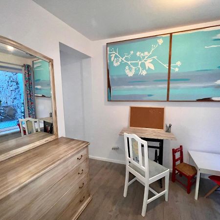 Apartamento 1 Quarto, Com Patio, Em Frente Praia Paço de Arcos Exteriér fotografie