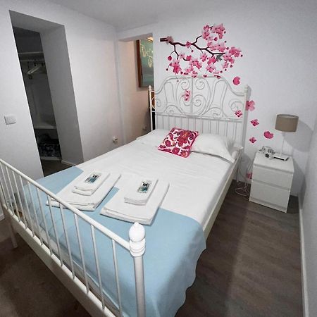 Apartamento 1 Quarto, Com Patio, Em Frente Praia Paço de Arcos Exteriér fotografie