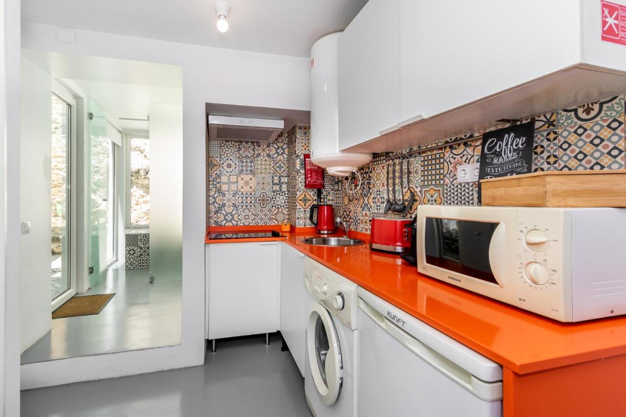 Apartamento 1 Quarto, Com Patio, Em Frente Praia Paço de Arcos Exteriér fotografie