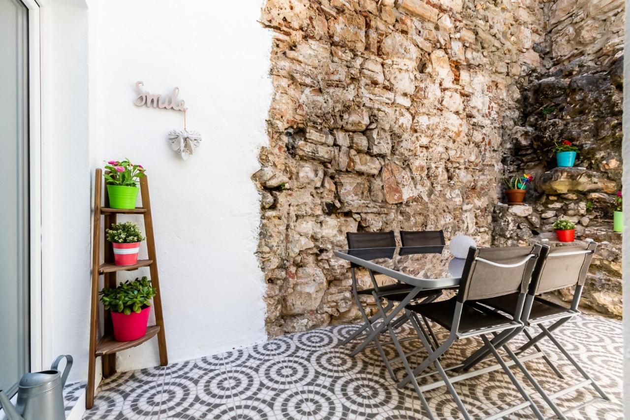 Apartamento 1 Quarto, Com Patio, Em Frente Praia Paço de Arcos Exteriér fotografie