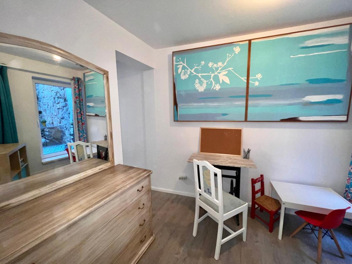 Apartamento 1 Quarto, Com Patio, Em Frente Praia Paço de Arcos Exteriér fotografie